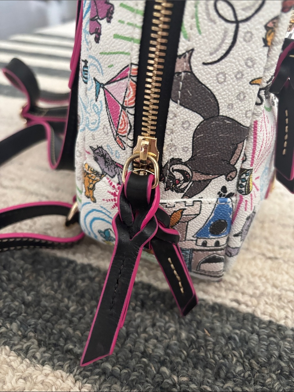 Dooney & Bourke White Mini Backpack with Multicolor Cat Print and Pink Trim - Picture 4 of 6